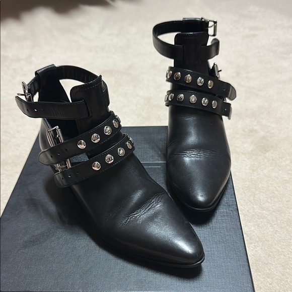 Saint Laurent Black Studded Women's Ankle Boots - Picture 1 of 8